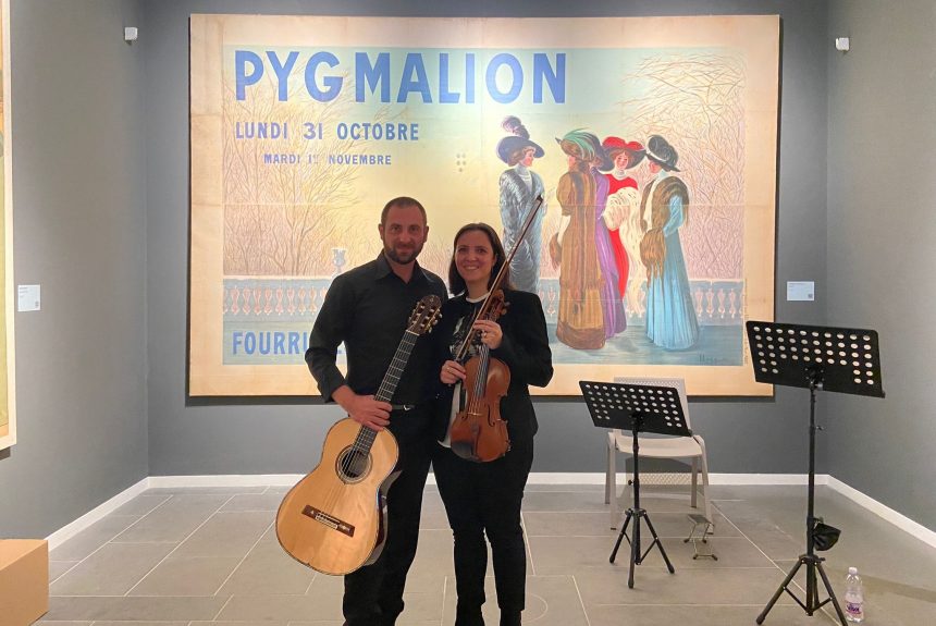 Visita guidata con accompagnamento musicale.  Con Valentina Benifei e Alessio Masoni